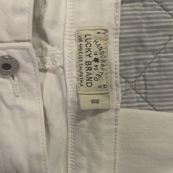 Lucky Brand Jeans - Picture 3 of 4